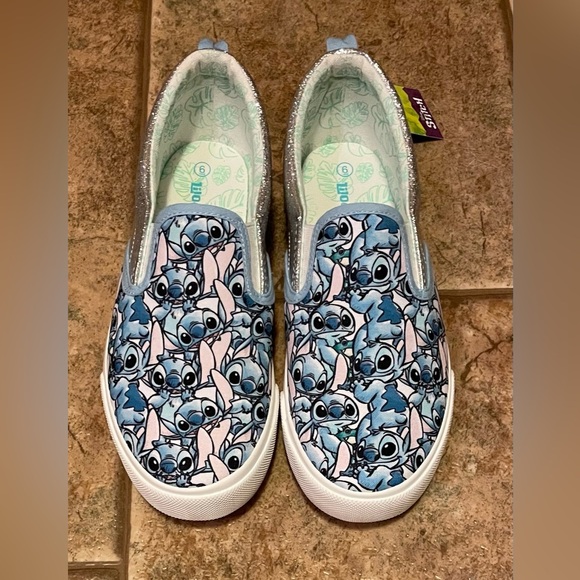 NWT Ground Up Disney Stitch slip on shoes sz 6Y/8W - Picture 1 of 7